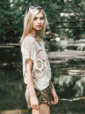Design Works Boho Crochet Short-Sleeve Top - Cream